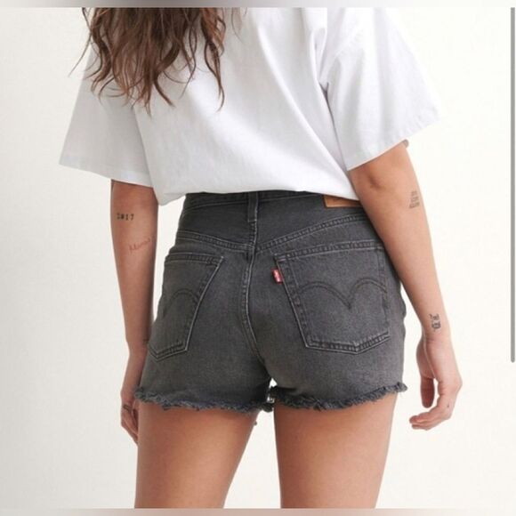 LEVI'S Ribcage Black Denim Jean Shorts High Waisted raw hem Size 28 - Picture 5 of 5